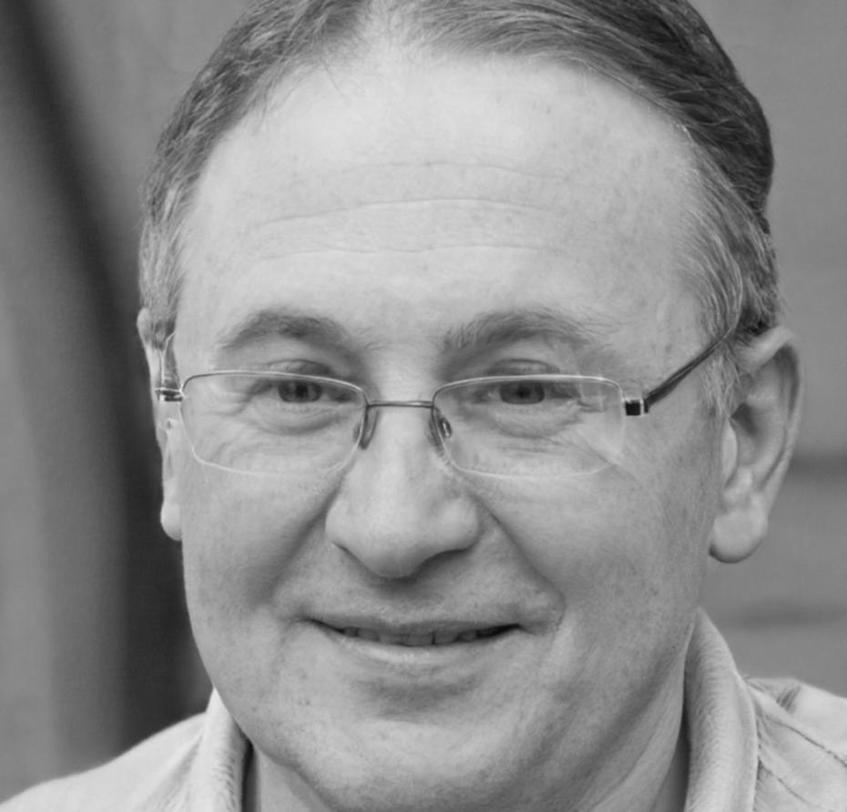 Lachlan Driscoll, Finance Director